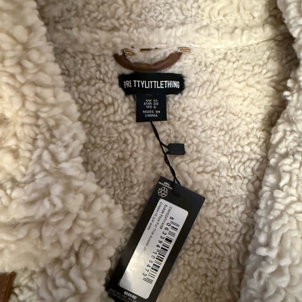 PrettyLittleThing Cream Shearling Jacket - Picture 3 of 14